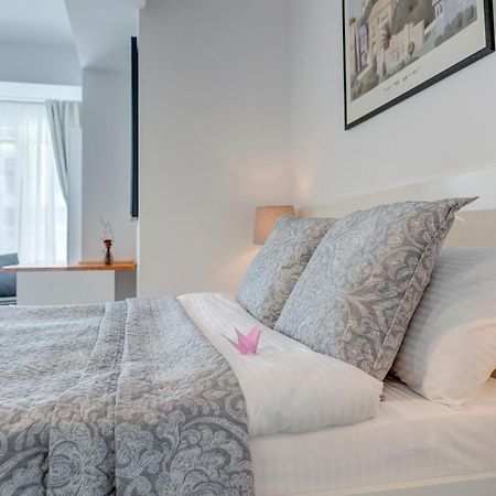 Bucharest Airport Suites & Villas Otopeni Exteriör bild