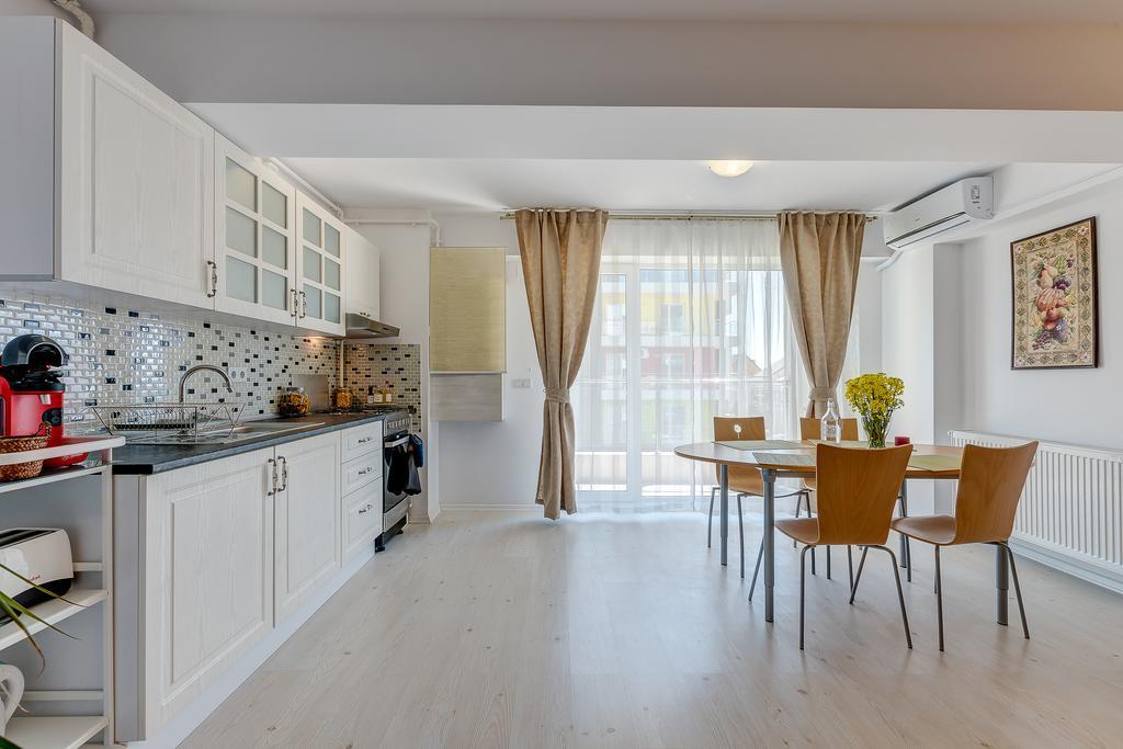 Bucharest Airport Suites & Villas Otopeni Exteriör bild