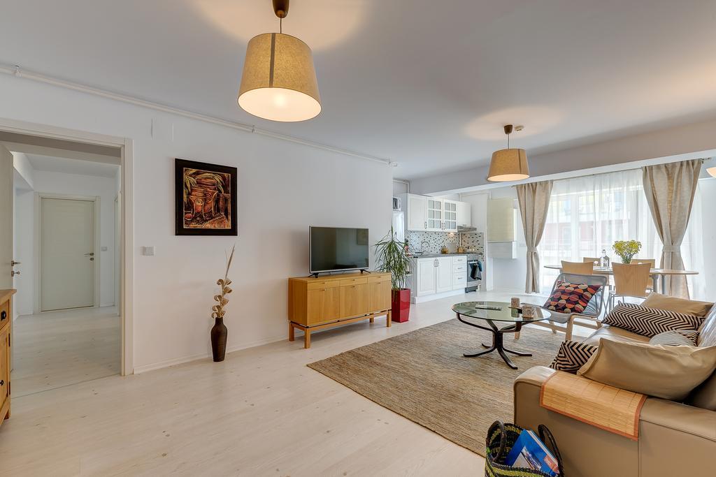 Bucharest Airport Suites & Villas Otopeni Exteriör bild