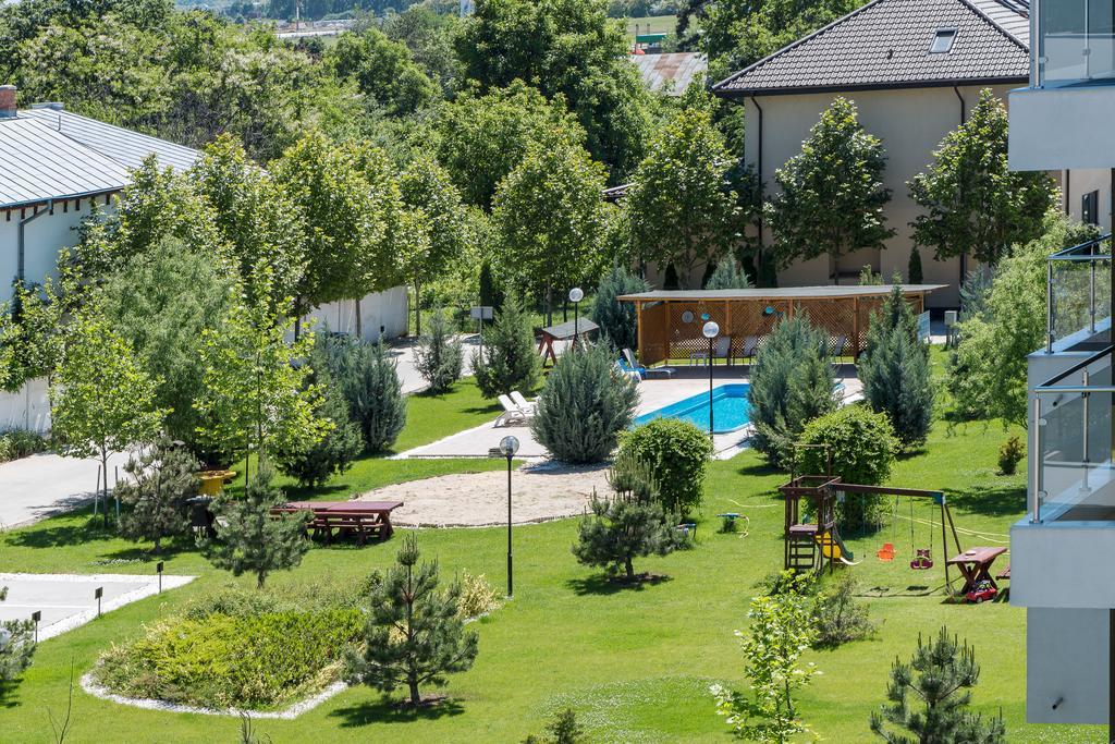 Bucharest Airport Suites & Villas Otopeni Exteriör bild