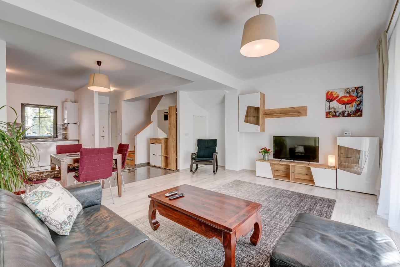 Bucharest Airport Suites & Villas Otopeni Exteriör bild
