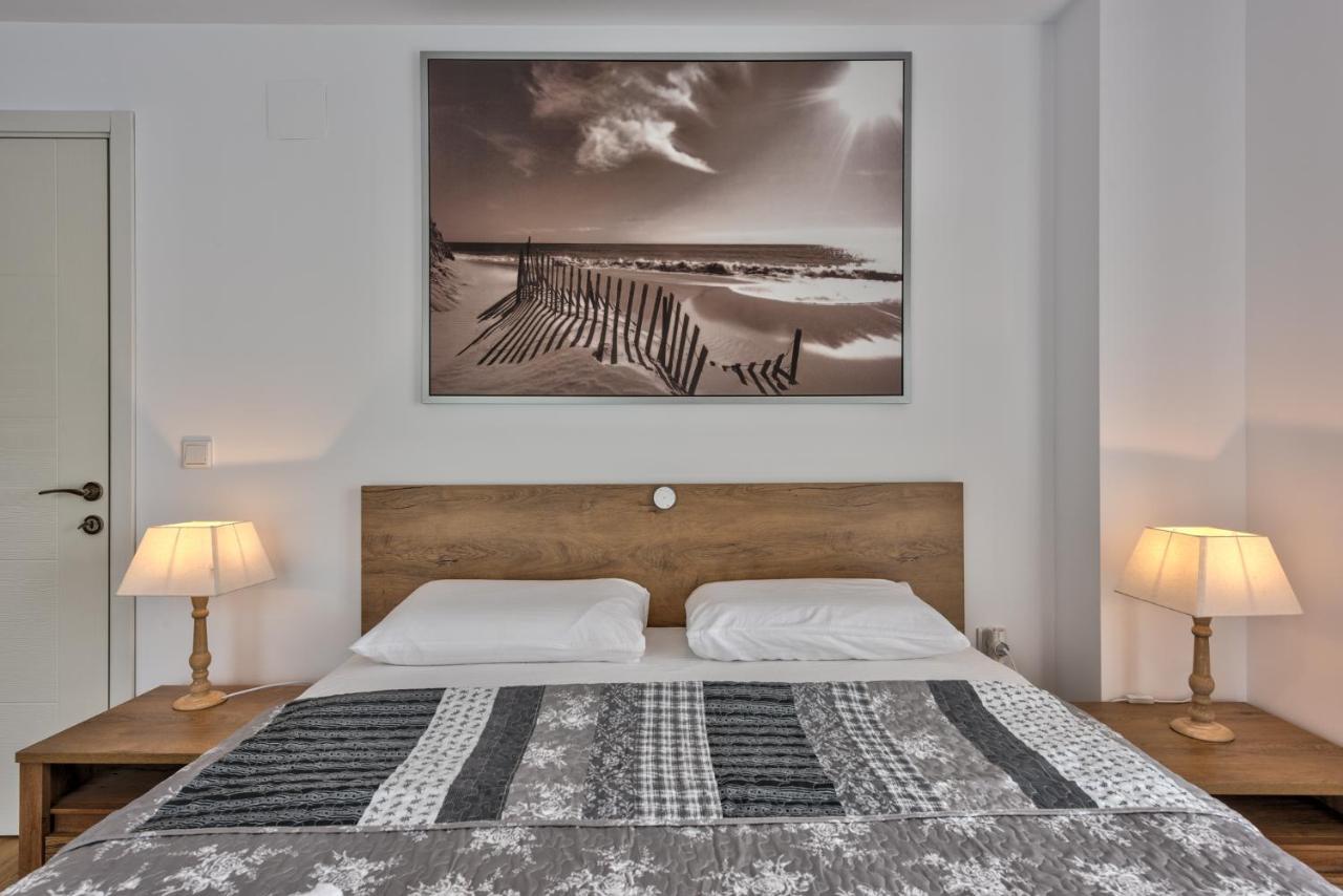 Bucharest Airport Suites & Villas Otopeni Exteriör bild